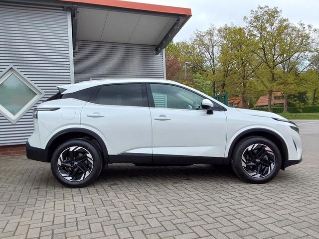 Nissan Qashqai 1.3 DIG-T Mild Hybrid N-Connecta ACC/SHZ/LED/NAV/KAM 