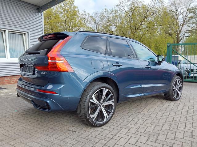 Volvo XC60 B4 D AWD Plus Dark ACC/LED/SHZ/PDC/NAV/KAM 