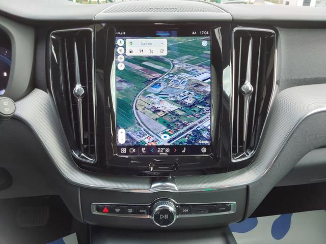 Volvo XC60 B4 D AWD Plus Dark ACC/LED/SHZ/PDC/NAV/KAM 