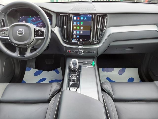Volvo XC60 B4 D AWD Plus Dark ACC/LED/SHZ/PDC/NAV/KAM 