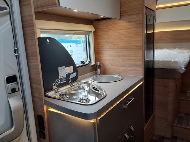 Weinsberg CaraHome 650 MEG 140 PS Fiat Dachklima/Navi/Lithium 