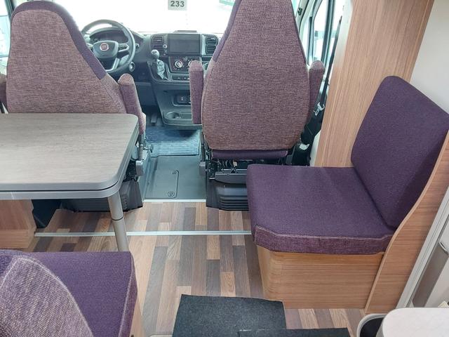 Weinsberg CaraHome 650 MEG 140 PS Fiat Dachklima/Navi/Lithium 