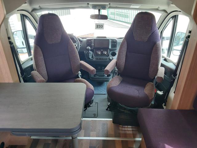 Weinsberg CaraHome 650 MEG 140 PS Fiat Dachklima/Navi/Lithium 