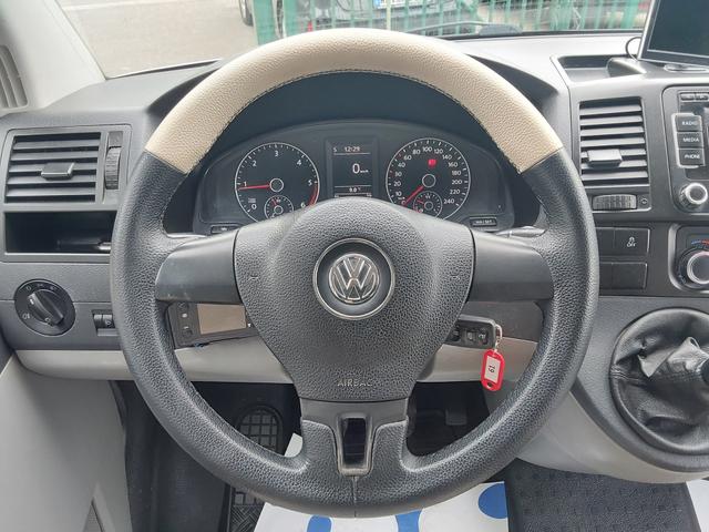 Volkswagen T5 Campingumbau AHK/SHZ/KAM/GJR/NAVI/KLIMA 