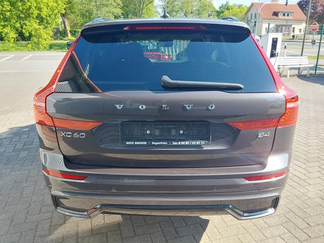 Volvo XC60 B4 D 2WD Plus Dark ACC/LED/SHZ/PDC/PANO/KAM 
