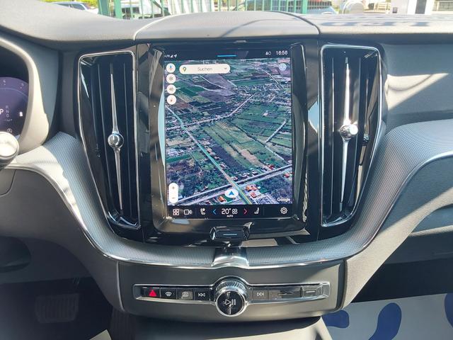 Volvo XC60 B4 D 2WD Plus Dark ACC/LED/SHZ/PDC/PANO/KAM 