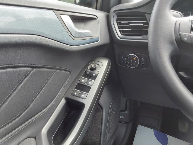Ford Focus Turnier 1.0 EcoBoost Active APP/LED/SHZ/NAV/PDC/KAM 