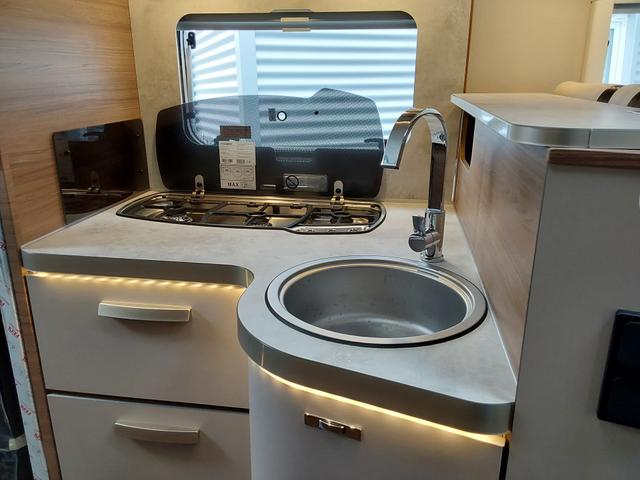 Knaus L!VE I 700 MEG AHK/AUT/ARKTIS/AGUTI/TV 
