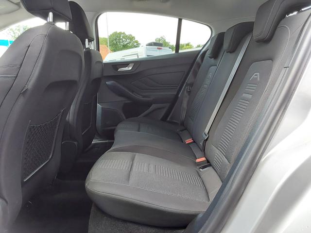 Ford Focus 1.0 EcoBoost Active APP/LED/SHZ/NAV/PDC/KAM 