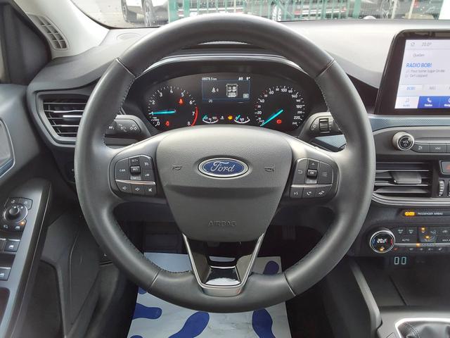 Ford Focus 1.0 EcoBoost Active APP/LED/SHZ/NAV/PDC/KAM 