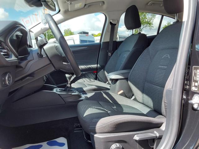 Ford Focus 1.0 EcoBoost Active APP/LED/SHZ/NAV/PDC/KAM 