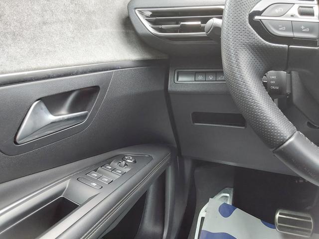 Peugeot 3008 1.2 PureTech 130 GT APP/LED/SHZ/PDC/KAM/NAV 