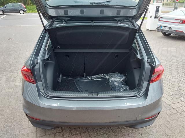 Skoda Fabia 1.0 MPI Essence PDC/LED 