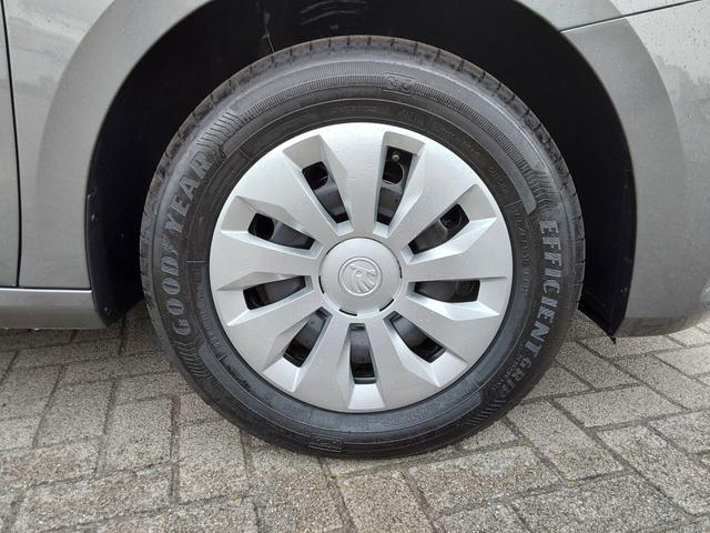 Skoda Fabia 1.0 MPI Essence PDC/LED 