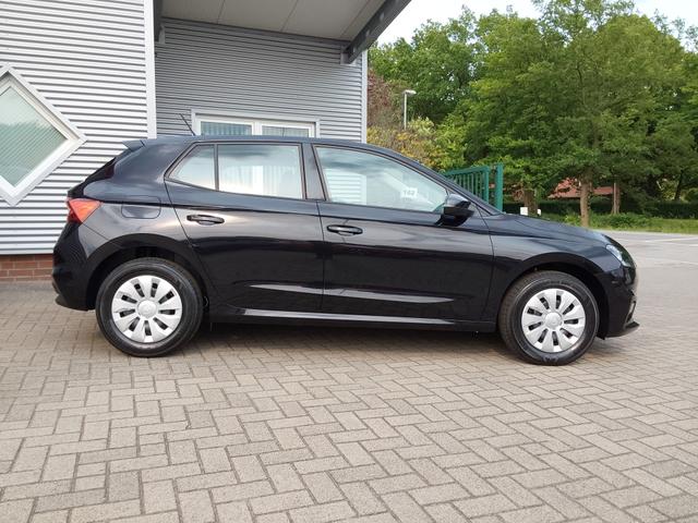 Skoda Fabia 1.0 MPI Essence PDC/LED 