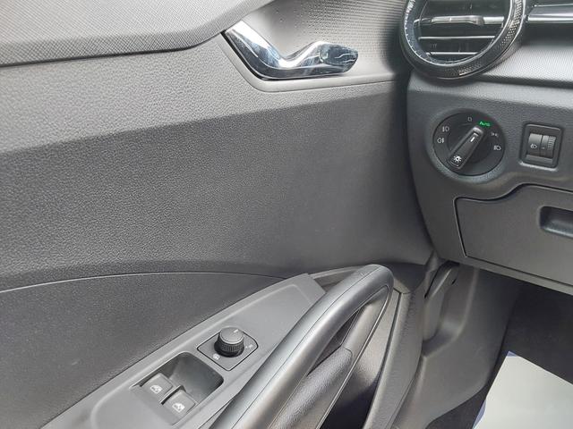 Skoda Fabia 1.0 MPI Essence PDC/LED 