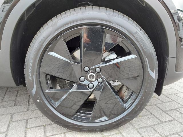 Volvo XC40 B3 2WD Plus Black Edition ACC/SHZ/LED/PDC/KAM/NAV 