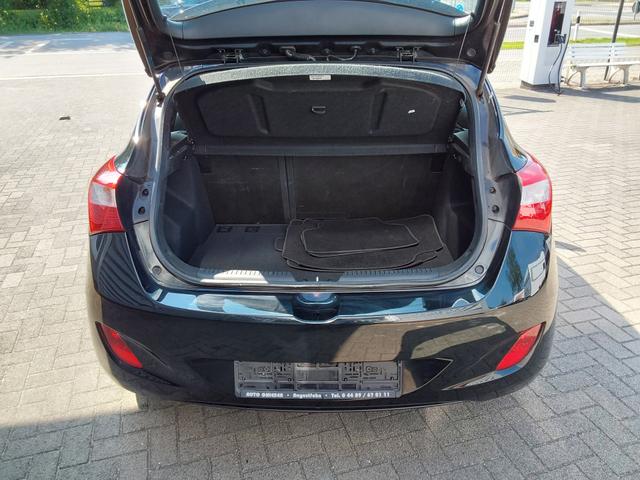 Hyundai i30 1.4 Classic blue RADIO/CD/KLIMA/NEBEL 