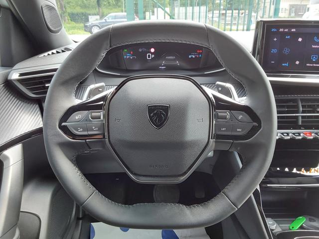 Peugeot 2008 1.2 PureTech 130 Allure ACC/APP/LED/SHZ/PDC/KAM 