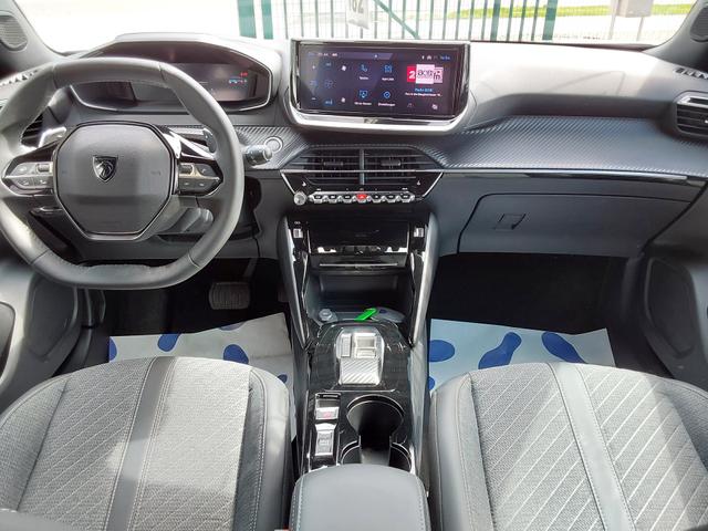 Peugeot 2008 1.2 PureTech 130 Allure ACC/APP/LED/SHZ/PDC/KAM 