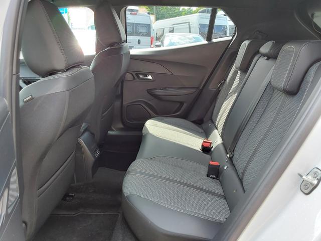 Peugeot 2008 1.2 PureTech 130 Allure ACC/APP/LED/SHZ/PDC/KAM 