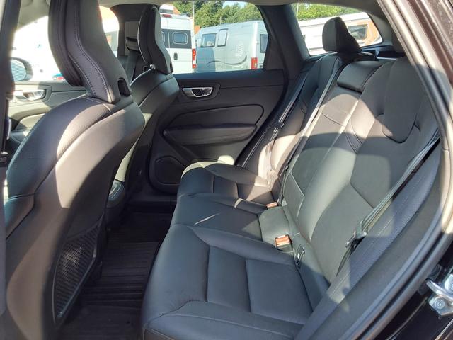 Volvo XC60 B4 D AWD Momentum Pro AHK/ACC/AHZ/APP/KAM 
