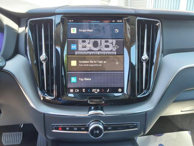 Volvo XC60 B4 D AWD Plus Dark ACC/AHK/LED/SHZ/PDC/NAV/KAM 