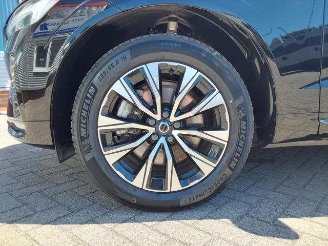Volvo XC60 B4 D AWD Plus Dark ACC/AHK/LED/SHZ/PDC/NAV/KAM 