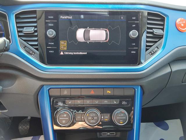 Volkswagen T-Roc 1.5 TSI Style APP/SHZ/PDC/NAV/GJR 
