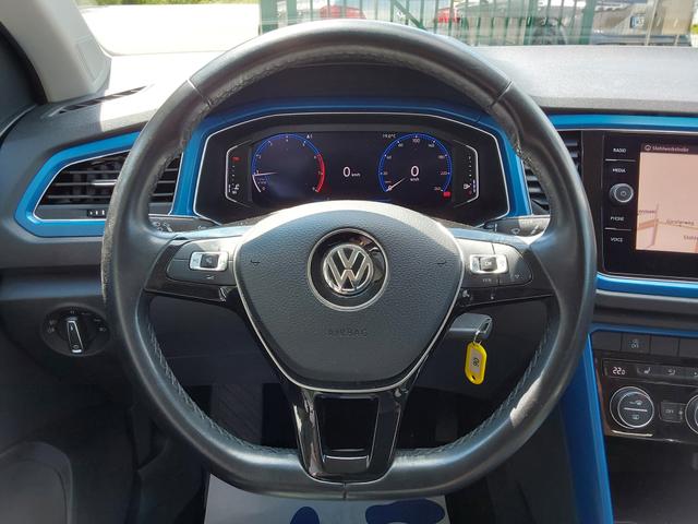 Volkswagen T-Roc 1.5 TSI Style APP/SHZ/PDC/NAV/GJR 