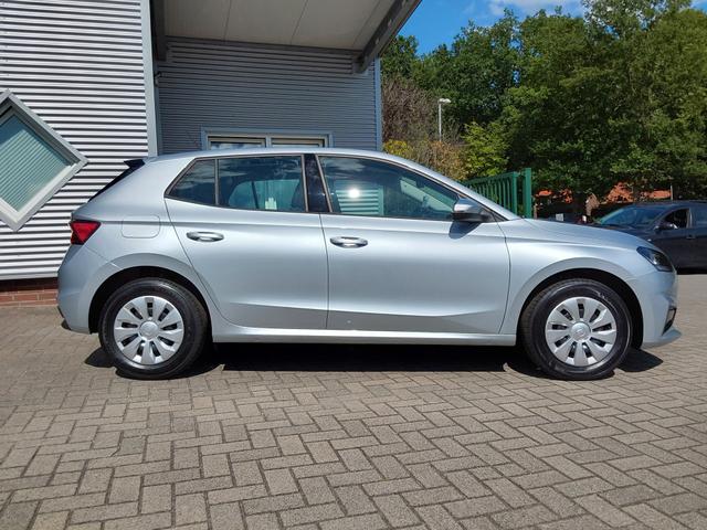 Skoda Fabia 1.0 MPI Essence PDC/LED 