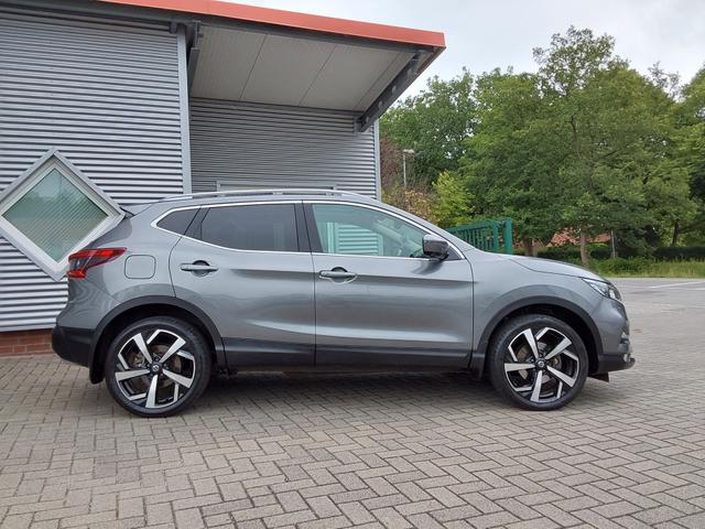 Nissan Qashqai 1.3 DIG-T Tekna APP/SHZ/AHK/LED/PDC/KAM 