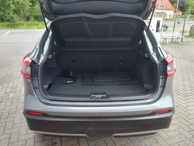 Nissan Qashqai 1.3 DIG-T Tekna APP/SHZ/AHK/LED/PDC/KAM 