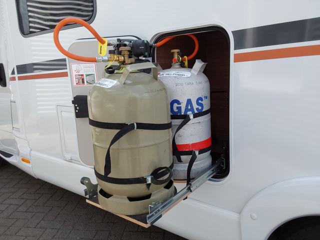 Weinsberg CaraCompact 600 MF Pepper 180 PS Fiat AHK/LED/KAM/NAV/DACHKLIMA 