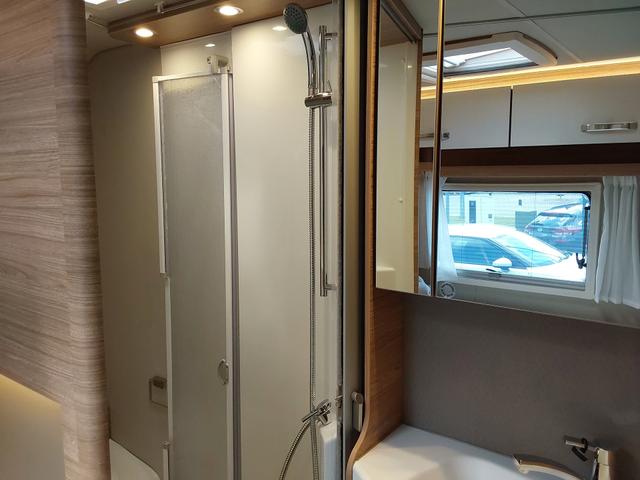 Weinsberg CaraCompact 600 MF Pepper 180 PS Fiat AHK/LED/KAM/NAV/DACHKLIMA 
