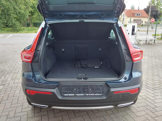 Volvo XC40 D3 2WD Inscription ACC/APP/SHZ/LED/NAV/PDC/KAM 