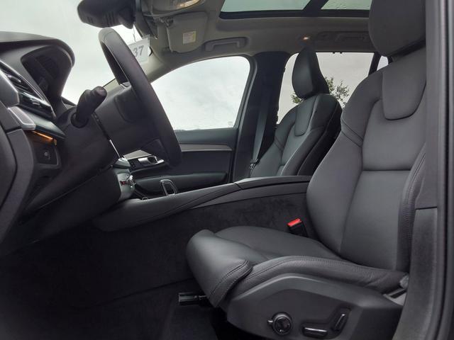 Volvo XC90 B5 D AWD Plus Bright ACC/AHK/LED/PDC/KAM/SHZ/H&K 