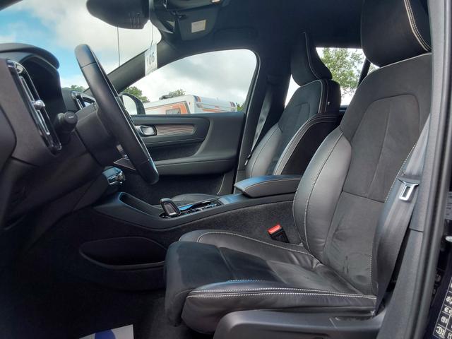Volvo XC40 T3 2WD R-Design AHK/ACC/SHZ/NAV/PDC/KAM 