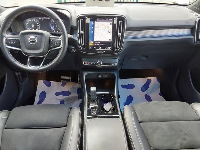 Volvo XC40 T3 2WD R-Design AHK/ACC/SHZ/NAV/PDC/KAM 