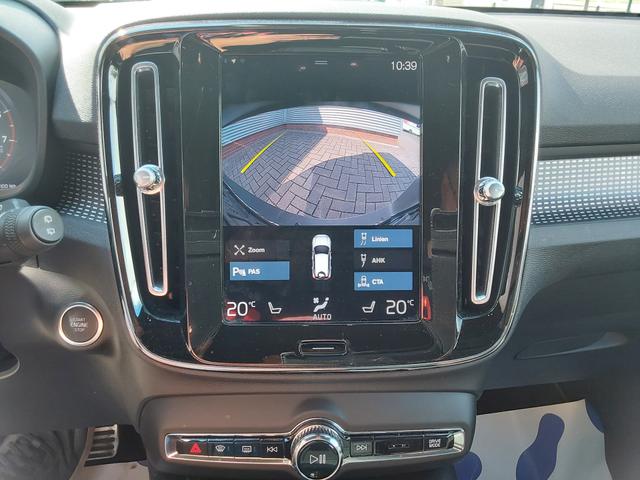 Volvo XC40 T3 2WD R-Design AHK/ACC/SHZ/NAV/PDC/KAM 