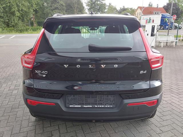 Volvo XC40 B4 B 2WD R-Design ACC/SHZ/LED/PDC/KAM/NAV 