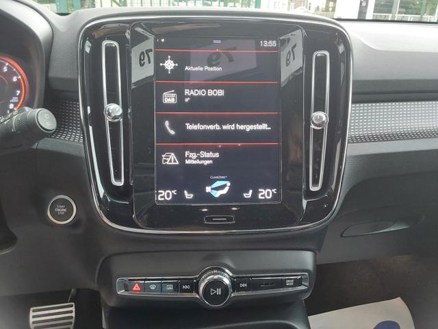 Volvo XC40 B4 B 2WD R-Design ACC/SHZ/LED/PDC/KAM/NAV 