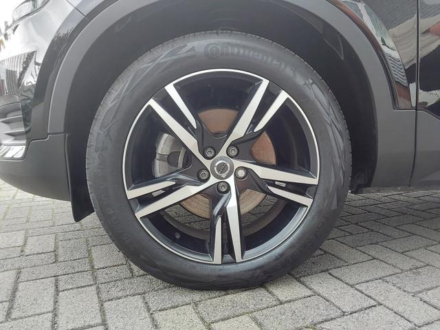 Volvo XC40 B4 B 2WD R-Design ACC/SHZ/LED/PDC/KAM/NAV 