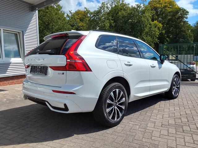 Volvo XC60 B4 D AWD Plus Dark ACC/AHK/LED/SHZ/PDC/NAV/KAM 