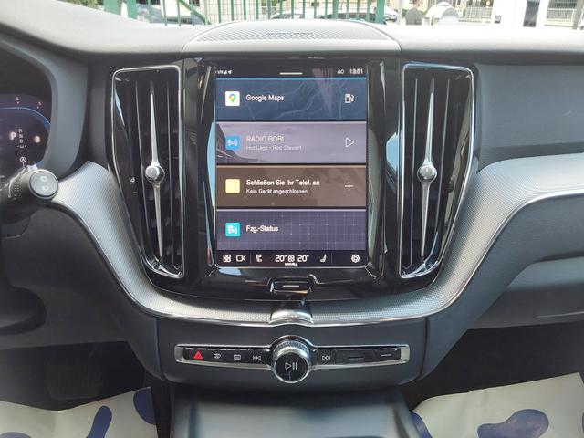 Volvo XC60 B4 D AWD Plus Dark ACC/AHK/LED/SHZ/PDC/NAV/KAM 