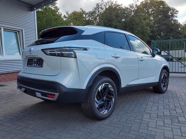 Nissan Qashqai 1.3 DIG-T Mild Hybrid N-Connecta ACC/PDC/LED/NAV/KAM 