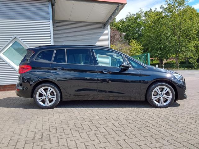 BMW 2er Gran Tourer 218d Sport Line AHK/SHZ/LED/PDC/NAV 