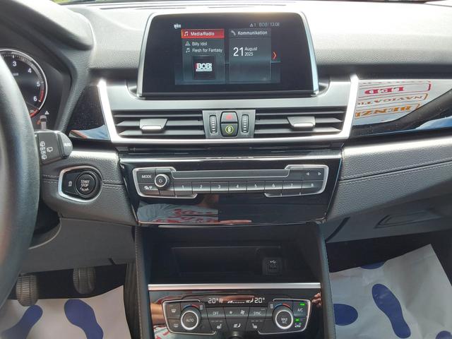 BMW 2er Gran Tourer 218d Sport Line AHK/SHZ/LED/PDC/NAV 