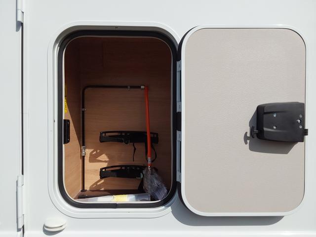 Knaus L!ve Wave 700 MEG Platinum Selection 140PS Fiat AUT/LED/NAV/KAM/DACHKLIMA 