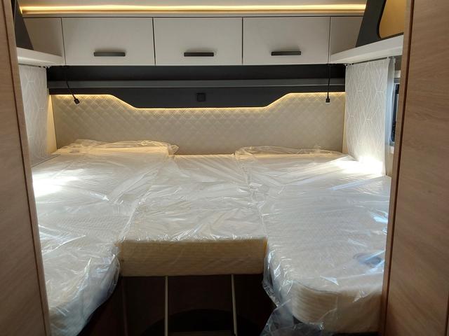 Knaus L!ve Wave 700 MEG Platinum Selection 140PS Fiat AUT/LED/NAV/KAM/DACHKLIMA 